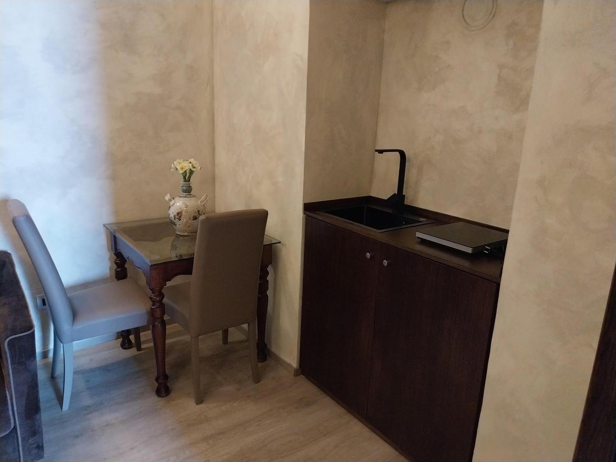 Affittacamere La Piazzetta Anagni Ngoại thất bức ảnh